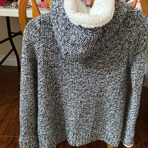 Zara knit hooded wool blend cardigan in size S - Picture 5 of 7